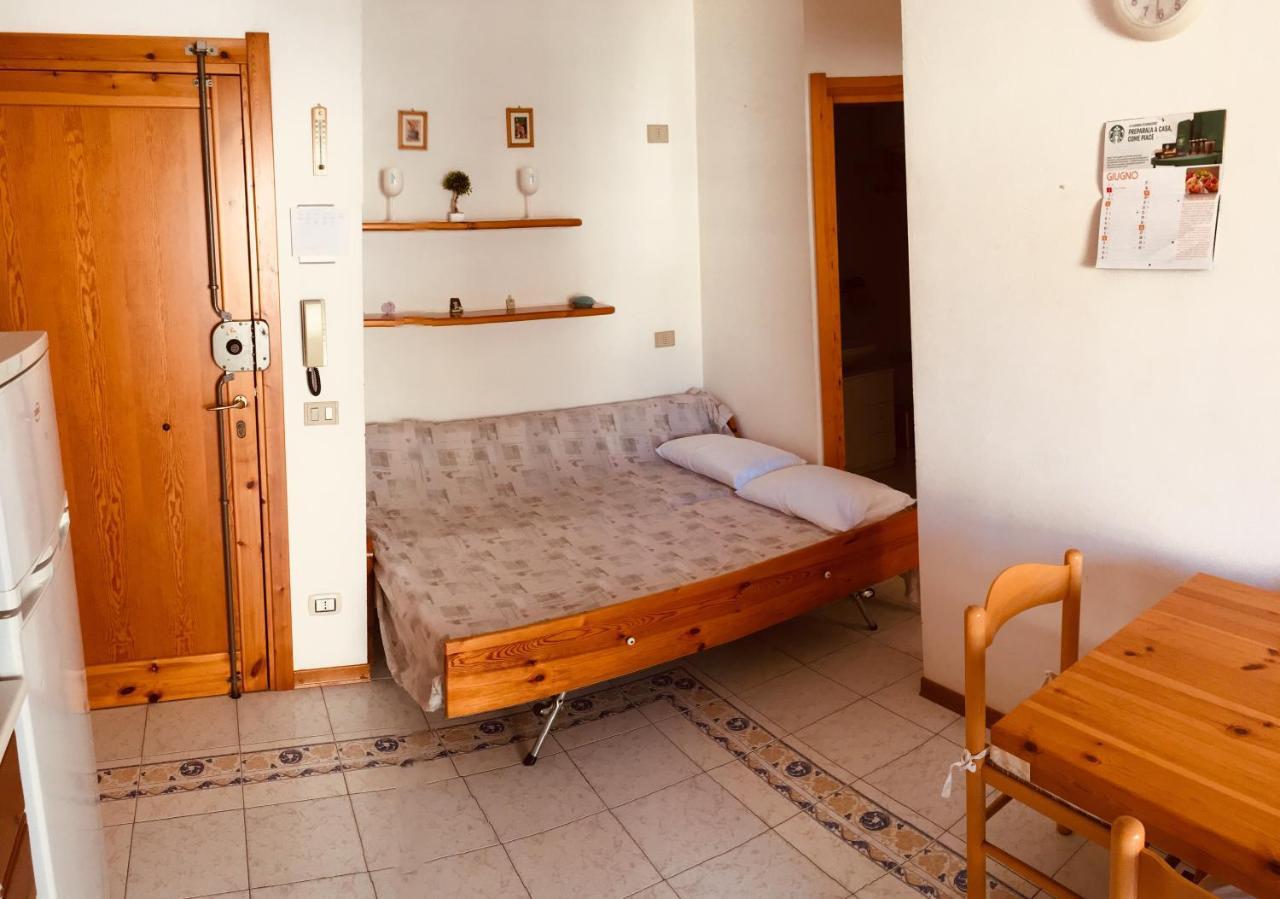 Holiday House Альгеро Экстерьер фото